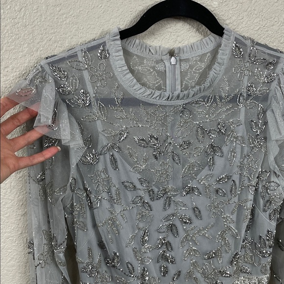 Mac Duggal 9237 High Neck Flutter Cap Long Sleeve Tiered Embellished Gown Sz 8 - Picture 4 of 13